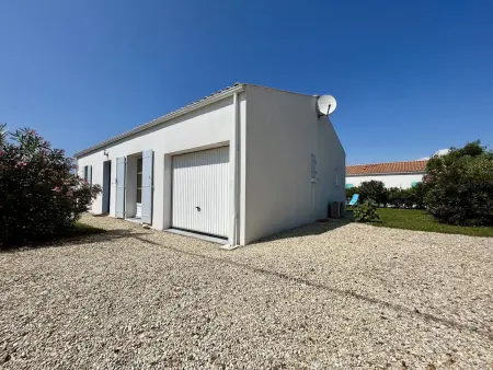 Maison 4 couchages à Saint-Georges-d'Oléron avec jardin et terrasse - Photo 1