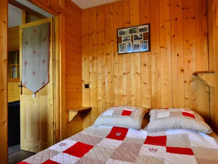 Charmant appartement rénové 2/3 pièces pour 5 pers, proche pistes et commerces, parking gratuit - Photo 2
