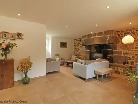 Maison spacieuse avec jardin, spa et salle de jeux - Photo 2