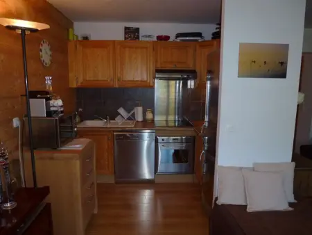 Appartement chaleureux 76m², ski aux pieds, 6 couchages, balcon plein sud, WiFi, garage privé - Photo 2