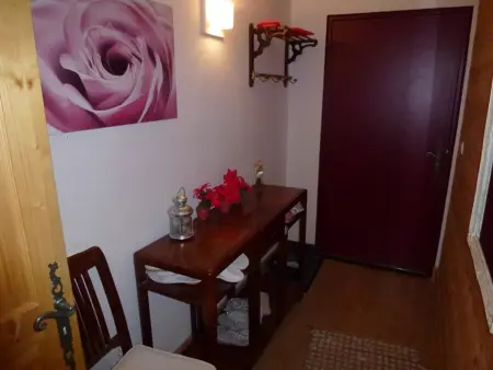 Appartement chaleureux 76m², ski aux pieds, 6 couchages, balcon plein sud, WiFi, garage privé - Photo 3