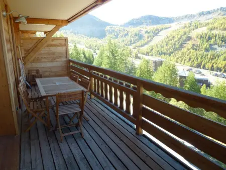 Appartement chaleureux 76m², ski aux pieds, 6 couchages, balcon plein sud, WiFi, garage privé - Photo 8