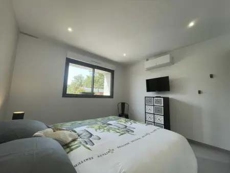 Gîte avec piscine chauffée, jardin privé et climatisation - Photo 6