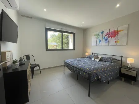 Gîte avec piscine chauffée, jardin privé et climatisation - Photo 8
