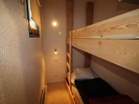 Appartement 2 pièces, 3 couchages, animaux admis, parking près des pistes - Photo 4