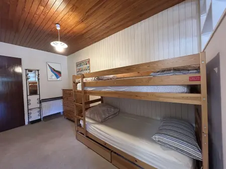 Studio confortable pour 4 à Montgenèvre avec casier à skis, proche commodités. - Photo 1