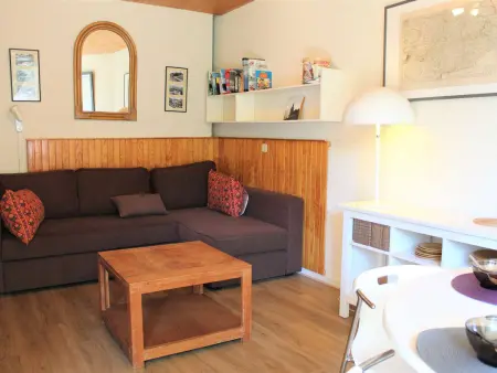 Studio Montagne à Vars, 4 couchages, centre station, à 30m des pistes - Photo 2