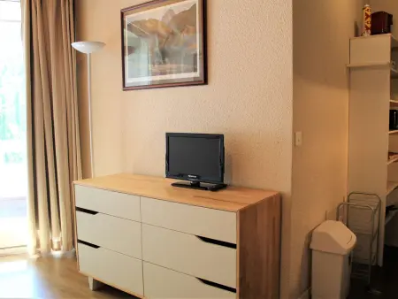 Studio Montagne à Vars, 4 couchages, centre station, à 30m des pistes - Photo 6