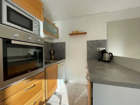 Studio confortable avec coin nuit pour 4 pers, à 100m de la télécabine et 200m du centre, parking inclus - Photo 3