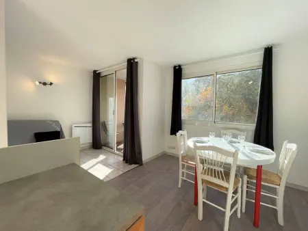 Studio confortable avec coin nuit pour 4 pers, à 100m de la télécabine et 200m du centre, parking inclus - Photo 11