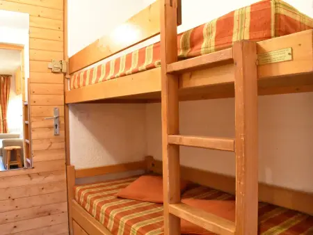 Charmant Studio rénové, balcon Sud, à 50m des pistes - Méribel - Photo 3