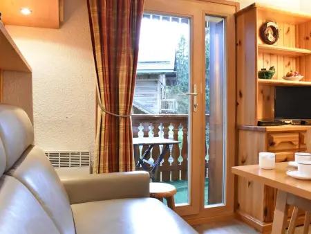 Charmant Studio rénové, balcon Sud, à 50m des pistes - Méribel - Photo 8