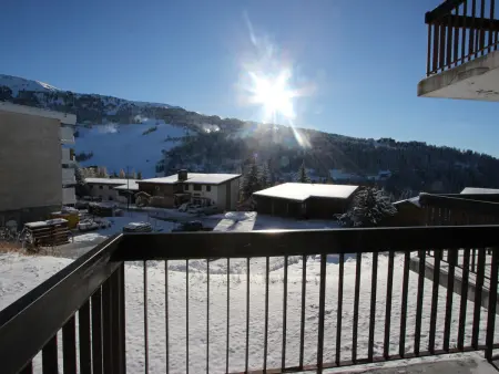 Appartement lumineux pour 5 personnes à Chamrousse, proche pistes - Photo 4