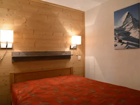 Appartement rénové proche des pistes avec balcon - Photo 3