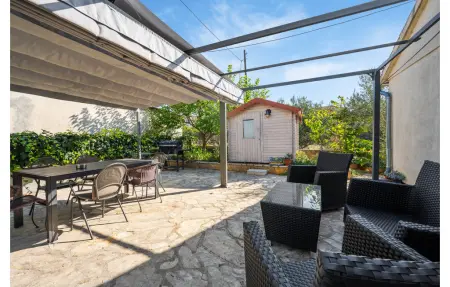 Maison 4 personnes à Brodarica - Photo 1