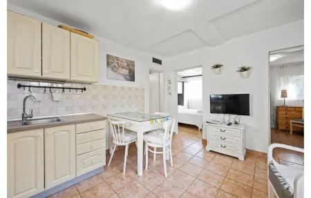 Maison 4 personnes à Brodarica - Photo 4