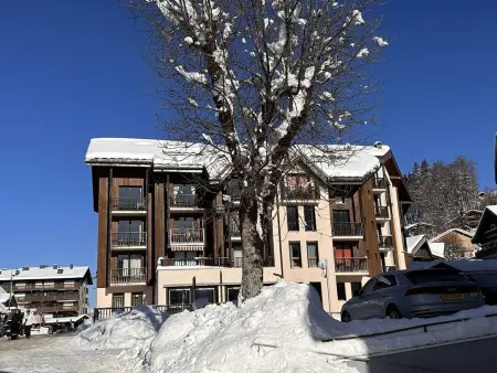 Studio 4 pers au pied des commerces, 450 m des pistes - Photo 1