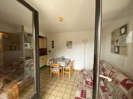 Studio 4 pers au pied des commerces, 450 m des pistes - Photo 3