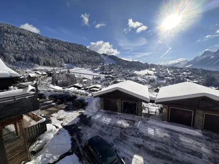 Appartement de 45m² avec balcon, 5 couchages, à 300m des pistes et commerces, bien équipé - Photo 15