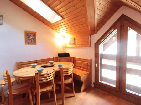 Studio mezzanine 5 pers, pied des commerces, 450m des pistes - Photo 3