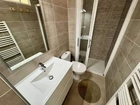 Appartement 2 pièces pour 5 - Proche plage avec terrasse et parking - Photo 9