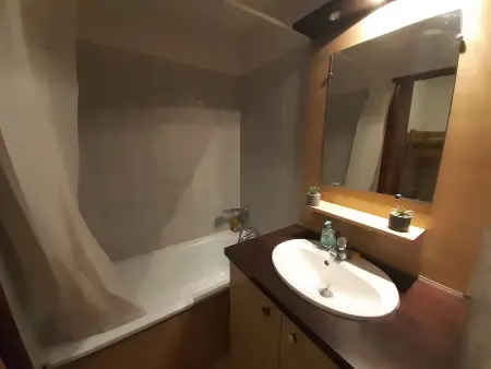 Studio avec balcon, parking et wifi à Brides-les-Bains - Photo 2