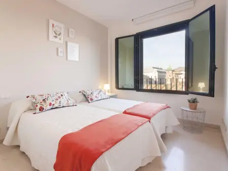 Spacieux Apt. 2 Ch. au Dernier Étage avec Ascenseur, 2 SDB, Clim, Wifi et Cuisine Équipée - Photo 10