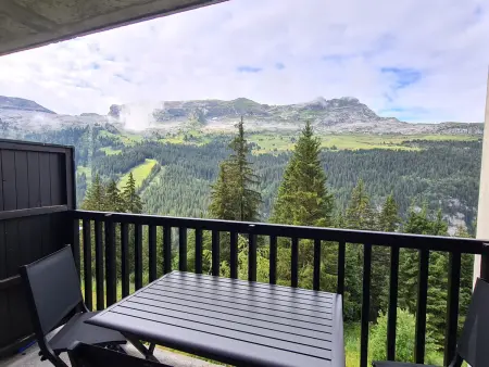Studio rénové avec cabine à Flaine, balcon ensoleillé - Photo 9