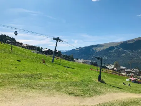 Appartement lumineux avec accès direct aux pistes et cabine à La Plagne - Photo 8