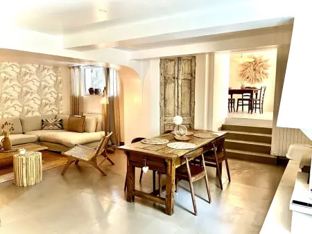 Maison en pierre avec piscine, 6 couchages, située au cœur de Mallemort, Provence. - Photo 3