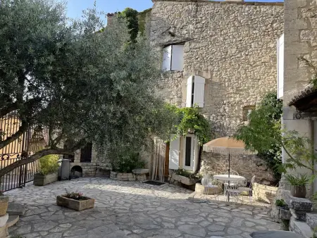 Maison en pierre avec piscine, 6 couchages, située au cœur de Mallemort, Provence. - Photo 11