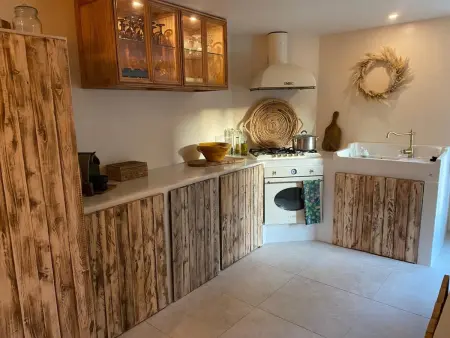 Maison en pierre avec piscine, 6 couchages, située au cœur de Mallemort, Provence. - Photo 16