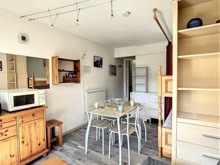 Studio lumineux - Accès pistes - Balcon - WIFI, Appartement 4 personnes à Le Corbier - Photo 3