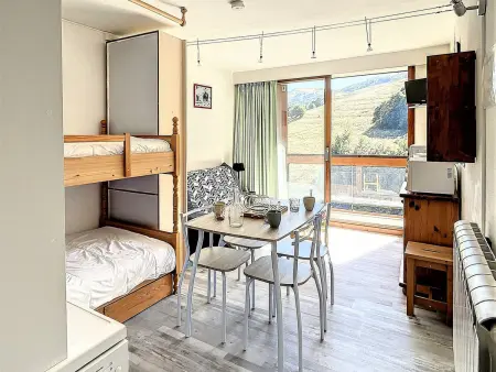 Studio lumineux - Accès pistes - Balcon - WIFI, Appartement 4 personnes à Le Corbier - Photo 11