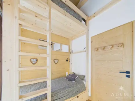 Superbe Apt 5P au Centre, 200m des Pistes, 3 SDB, Mezzanine, Balcon Sud, Parking, WiFi - Photo 16