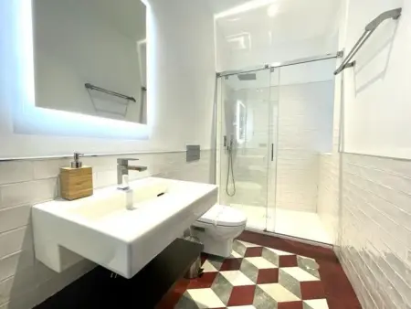 Charmant Appartement à Triana, Séville - 2 Chambres, Climatisé, Wi-Fi - Proche Marché et Tapas - Photo 5