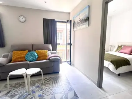 Appartement Moderne 1 Chambre avec Balcon au Cœur de Séville, Alameda de Hércules - Photo 4