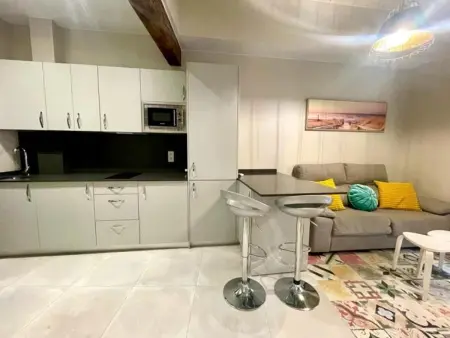 Appartement moderne 2 chambres avec clim, Wi-Fi et cuisine équipée - Séville - Photo 4