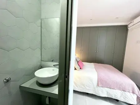 Duplex moderne avec terrasse privée et Wi-Fi - Centre de Séville - Photo 4