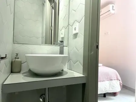 Duplex moderne avec terrasse privée et Wi-Fi - Centre de Séville - Photo 6