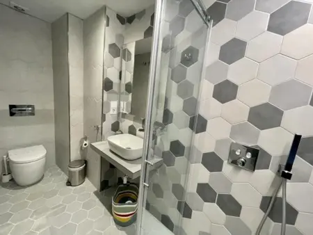 Duplex moderne avec terrasse privée et Wi-Fi - Centre de Séville - Photo 11