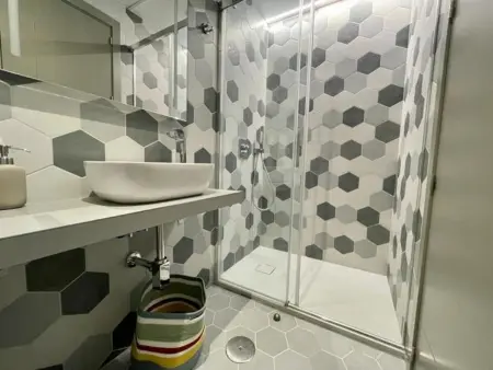 Duplex moderne avec terrasse privée et Wi-Fi - Centre de Séville - Photo 12