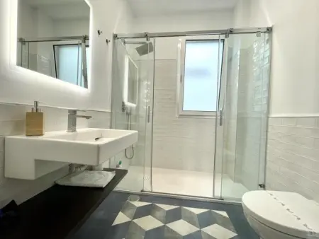 Charmant Appartement à Triana avec 1 Chambre, Près du Guadalquivir - Équipé et Confortable - Photo 11