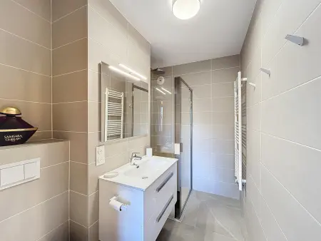 Appartement neuf 4 chambres proche Lac Bio, parking, wifi - Photo 14