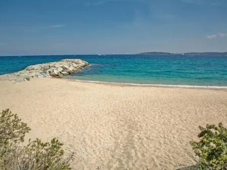 le Gabron, Villa de luxe avec clim & piscine, près de la mer - Photo 18
