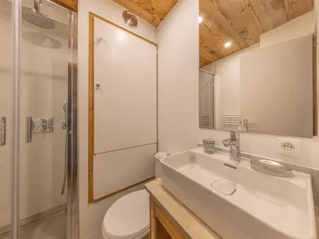 Studio charmant avec wifi et parking, animaux admis, au pied des pistes - Photo 6