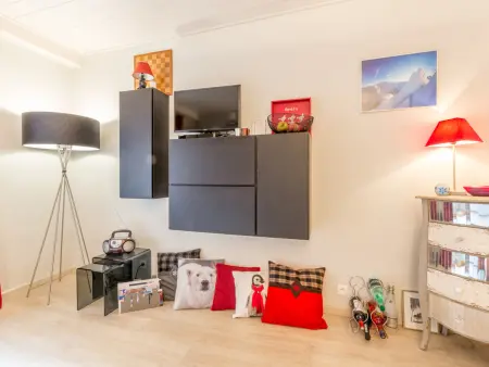 Studio rénové avec wifi, balcon, au cœur de Val-d'Isère, proche pistes et commodités - Photo 3