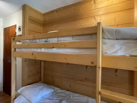 Studio ski aux pieds avec balcon ensoleillé, WIFI à Morzine - Photo 9