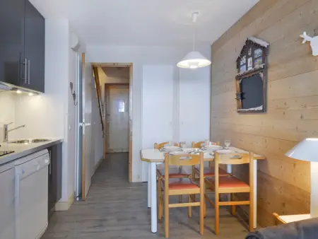 Appartement rénové au pied des pistes avec balcon - Photo 6