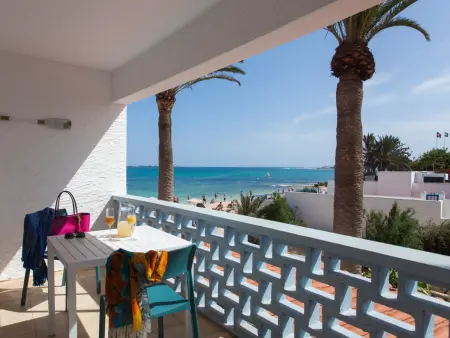 Charmante Maison avec Terrasse à Corralejo, Proche Plage et Commerces - Photo 18